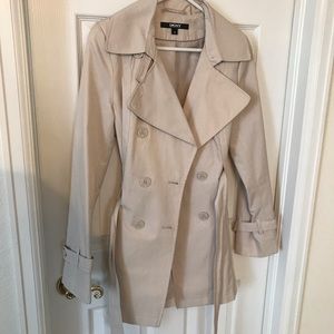 DKNY Beautiful Tan Trench Coat